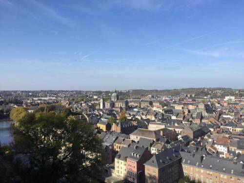 Namur (77)